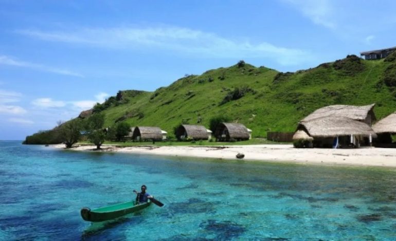Wisata Alam Kalimantan, Pergunungan & Pantai