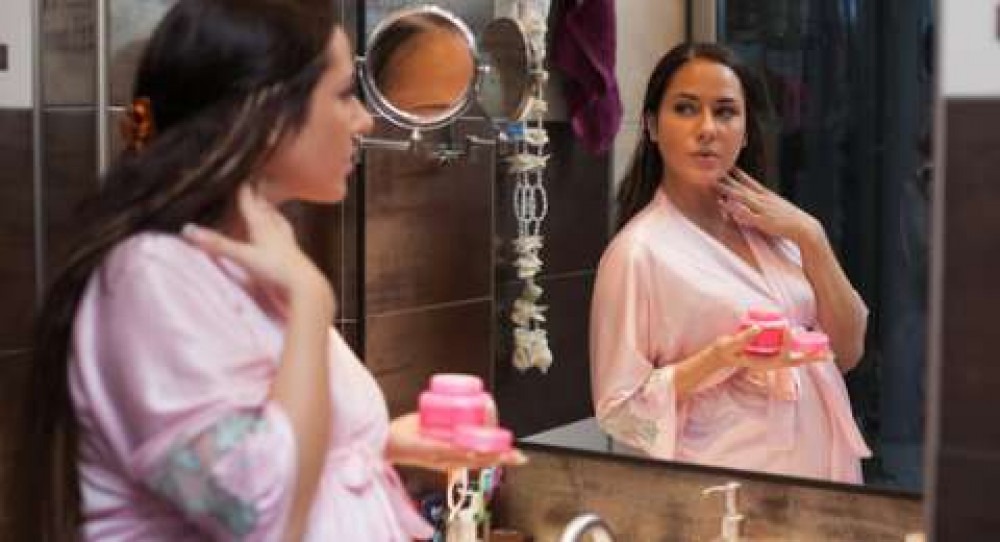 Perawatan Kulit Aman untuk Ibu Hamil